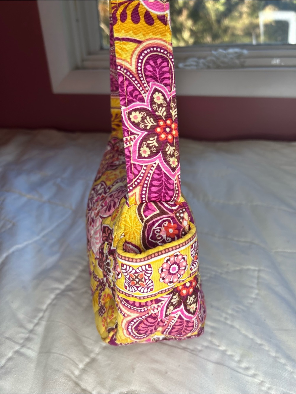 Vera Bradley Bali Gold Maggie Quilted Floral Shoulder Bag - Picture 5 of 6